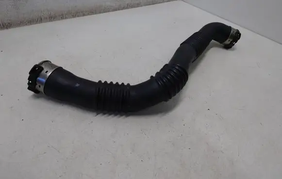 Mercedes-Benz C W205 Intercooler hose/pipe A2055280300 2055280300