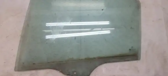 Peugeot 406 Rear door window glass