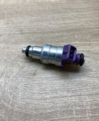 Renault Clio II Fuel injector 873774