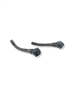 Subaru Outback Windshield washer spray nozzle 