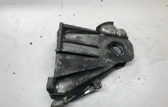 BMW X5 E70 Engine mounting bracket 6790022 58091210 AC42100