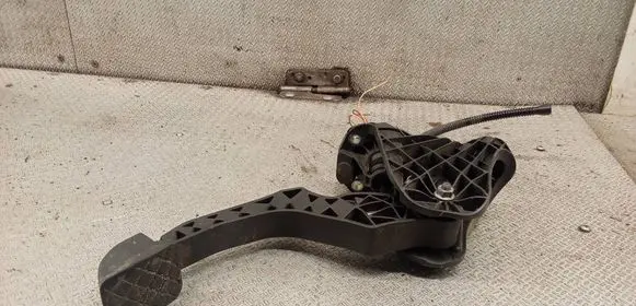 Skoda Superb B6 (3T) Clutch pedal 1K1721059ES