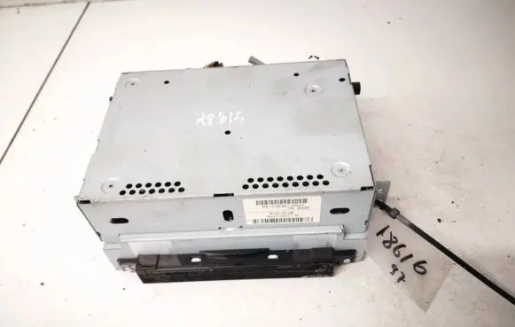 Volvo S80 Radio/CD/DVD/GPS head unit 31357212aa cf6n-18c815-aa
