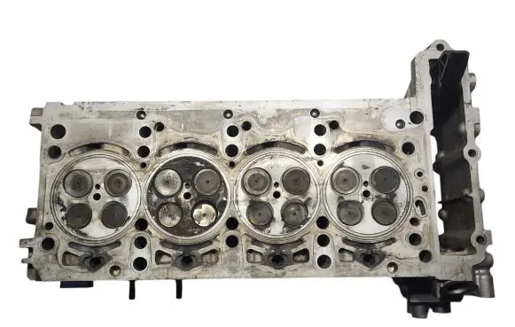 Mercedes-Benz Sprinter W906 Engine head R651016 1685M297E