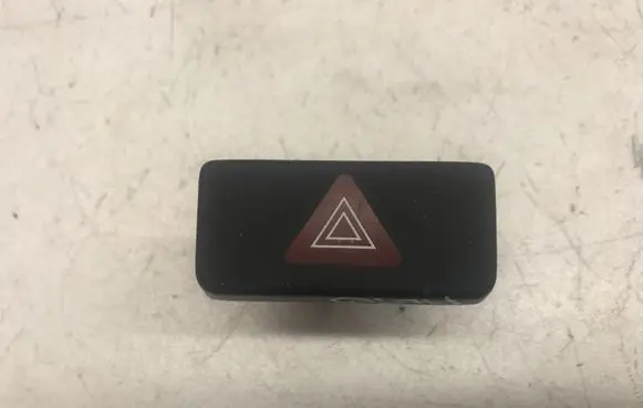 Suzuki Alto Hazard light switch 26K9
