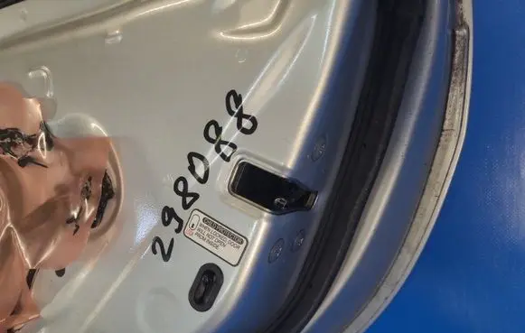Toyota Camry Front door lock 6905006100