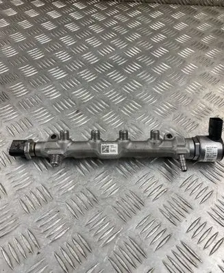 Audi Q5 SQ5 Fuel main line pipe 05L089J