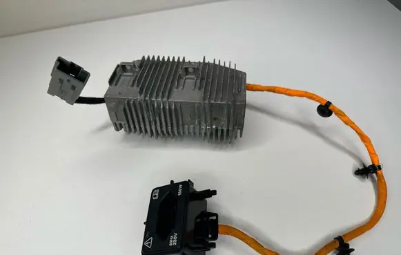 Volvo S90, V90 Voltage converter/converter module 31443822