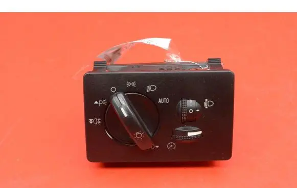 Ford Focus C-MAX Light switch 7M5T13A024CA
