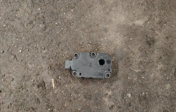 Audi A6 S6 C7 4G Air flap motor/actuator ZBAT0045D09