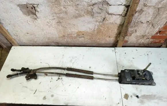 Seat Leon (1M) Gear shifter/selector 1J0711061D