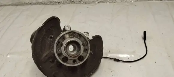 Mercedes-Benz GLC X253 C253 Rear wheel hub A2133572600