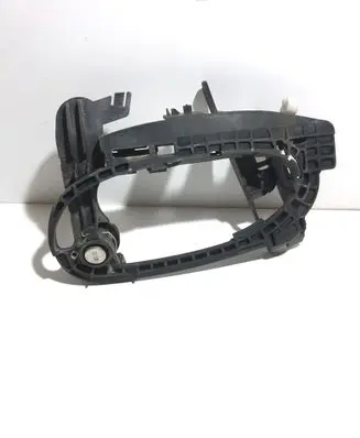 Front door exterior handle/bracket