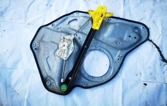 Volkswagen Golf V Sliding door window regulator with motor 1K9839755A