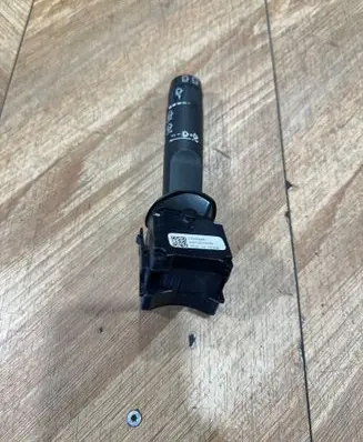 Opel Insignia A Wiper control stalk 13305522 93210210428