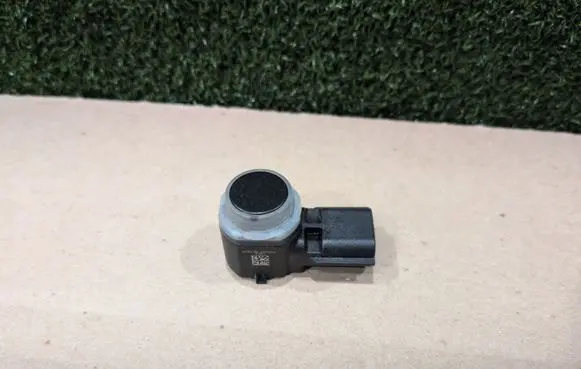 Renault Arkana Parking PDC sensor 284429097R 303957 2504210239
