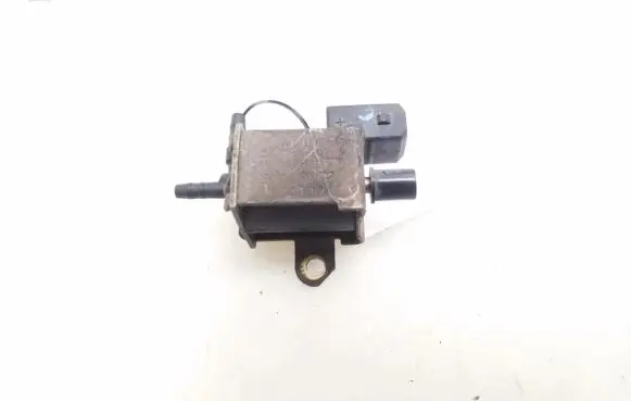 Audi A4 S4 B5 8D Turbo solenoid valve 026906283H