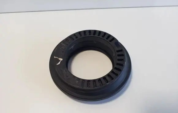 Skoda Superb B8 (3V) Front upper strut mount 5Q0412249E