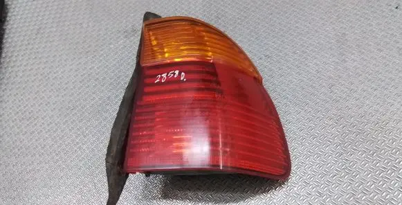 BMW 5 E39 Rear/tail lights 8371324