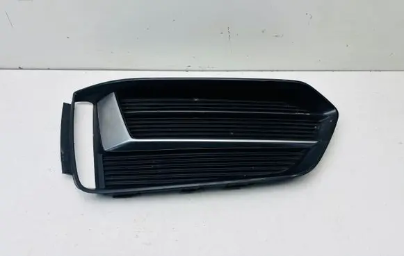 Audi A5 Front bumper lower grill 8W6807681