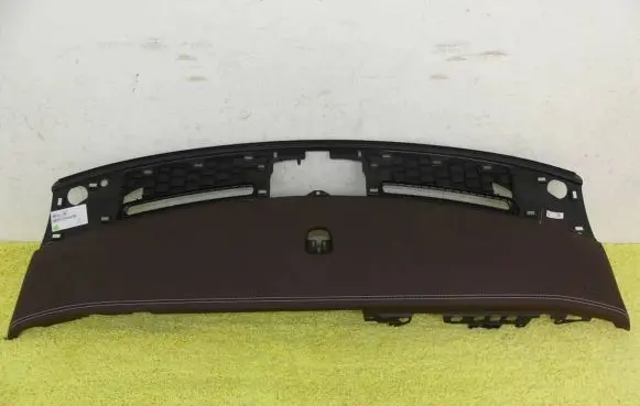 Mercedes-Benz Vito Viano W447 Radio/GPS head unit trim 4476809004 4476808904