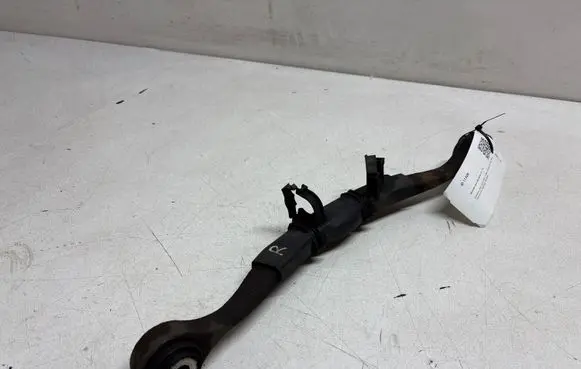 Mercedes-Benz ML W166 Rear control arm A1664230523