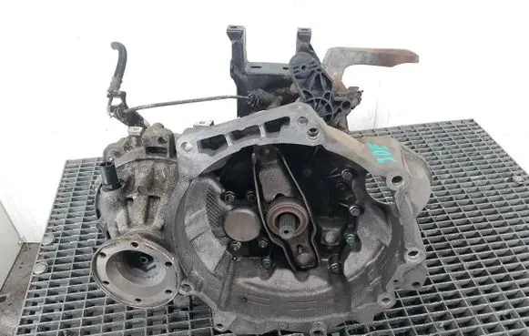 Volkswagen Polo IV 9N3 Manual 5 speed gearbox JDE