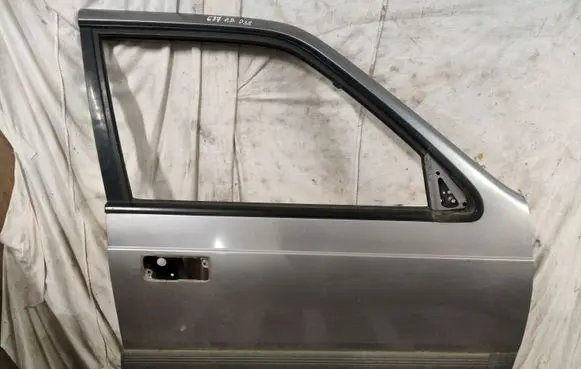 Mazda 929 Front door