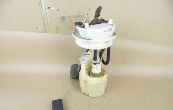 Fiat Seicento/600 In-tank fuel pump 46518013 09766009900