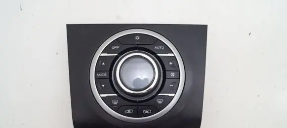 Isuzu D-Max Climate control unit
