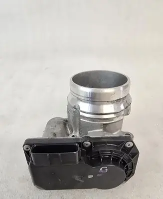 Volvo XC40 Throttle valve 31293736