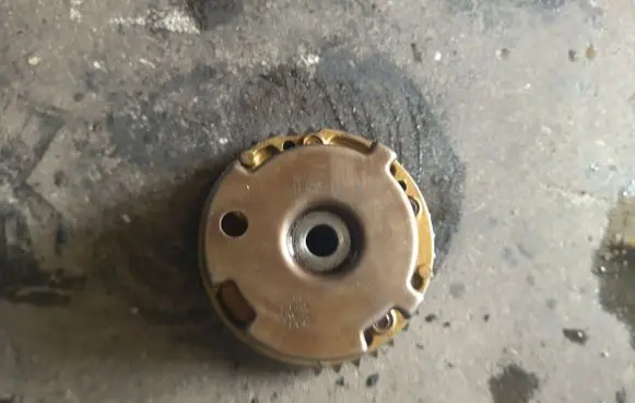 BMW 3 E46 Camshaft pulley/ VANOS 7500032