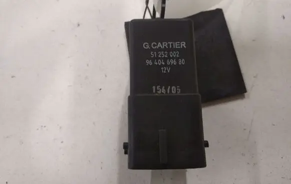 Citroen C5 Glow plug pre-heat relay 51252002 9640469680