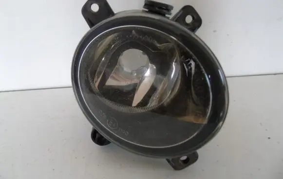 Ford Mondeo Mk III Front fog light