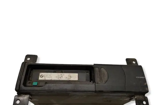 BMW X5 E53 CD/DVD changer 8364931