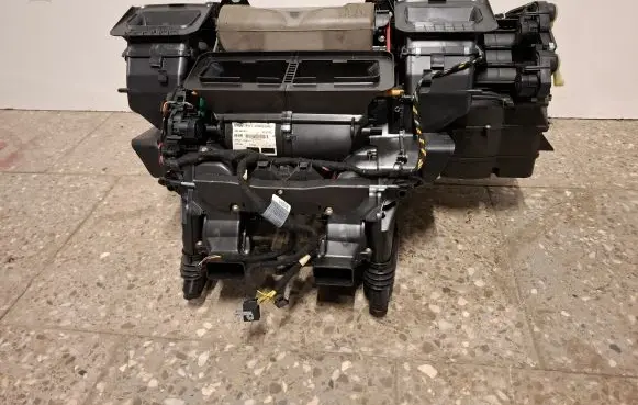 BMW 7 E65 E66 Interior heater climate box assembly 71943 74307