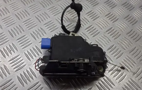 Seat Ibiza III (6L) Front door lock
