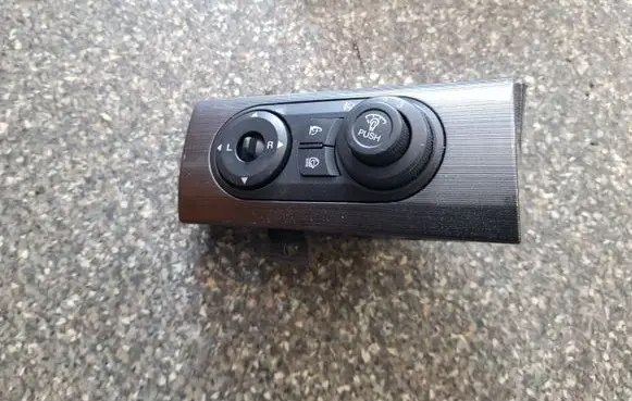 Chevrolet Captiva Light switch