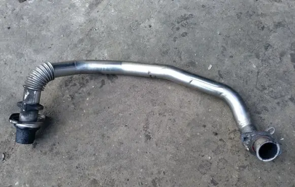 Ford Focus C-MAX EGR valve line/pipe/hose 9652264880