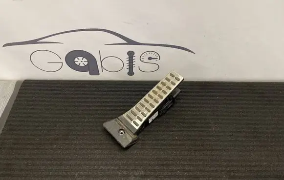 KIA Optima Accelerator throttle pedal 32075B3AD4300