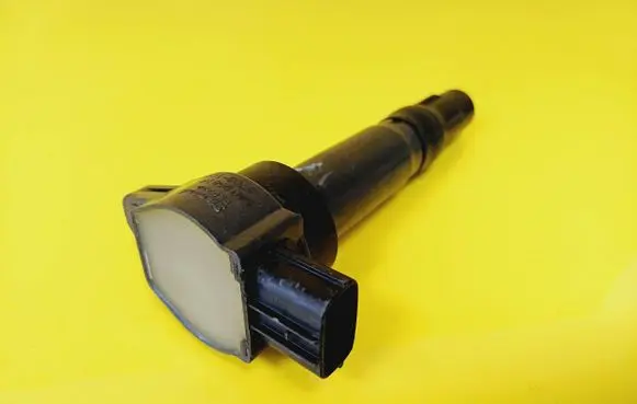 Mitsubishi Colt High voltage ignition coil MN195616