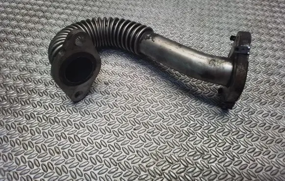 Opel Vivaro EGR valve line/pipe/hose 820062622