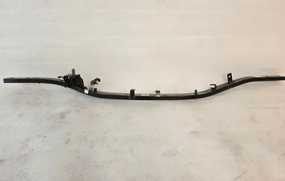 Maserati Levante Top upper radiator support slam panel 670033127