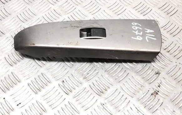 Toyota Prius (XW20) Electric window control switch 7427147050