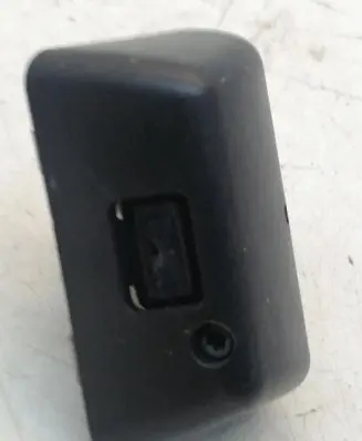 Windshield washer spray nozzle