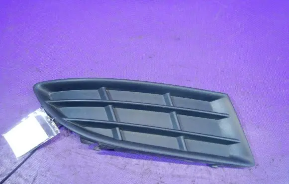 Skoda Praktik (5J8) Front bumper lower grill 5J0807368A