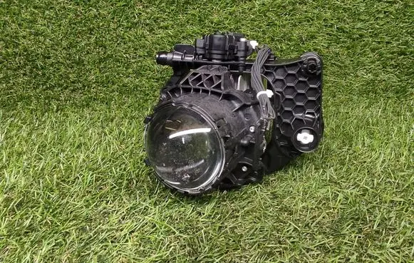 BMW 5 G30 G31 G38 Headlight part ZTAT0311E02 6616150299
