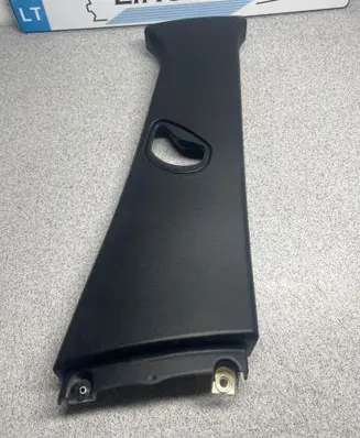BMW 7 E65 E66 (B) pillar trim (top) 7001980