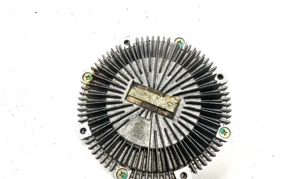 Mitsubishi Pajero Viscous fan clutch 