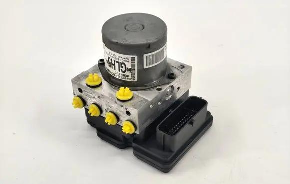 Hyundai i20 (GB IB) ABS Pump 58920C8250 C858920550 58900C8250
